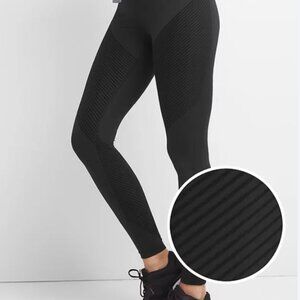 GapFit Textured Stripe Leggings in Sculpt Compression - Size L Tall, NWT